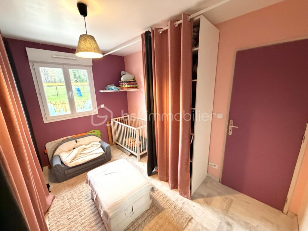 Maison de 2016, 4 chambres avec garage – 5 pièces – 4 chambres – 118 m²