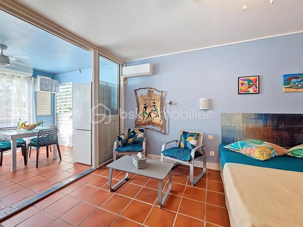 Grand studio 34 m2 Anse des Rochers plage piscine et citerne – 1 pièce – 1 chambre – 24 m²