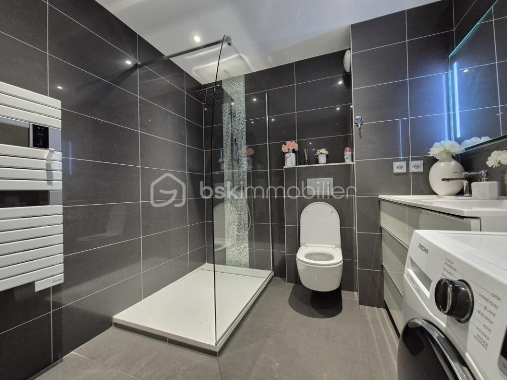 Appartement T3 64m2 – 3 pièces – 2 chambres – 64 m²