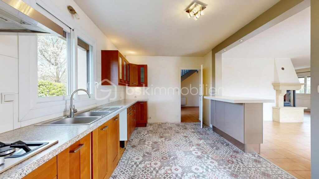 MAISON INDIVIDUELLE – PISCINE – TOURNEFEUILLE – CALME – 137m2 – DOUBLE VITRAGE – PROCHE AIRBUS- ROCADE ARC-EN-CIEL – 5 pièces – 3 chambres – 137 m²