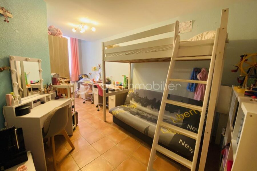 Appartement à vendre à Signes