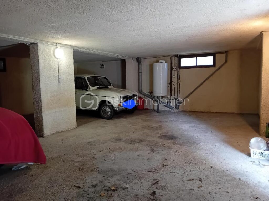 Maison au cœur des Pyrénées – 6 pièces – 4 chambres – 110 m²