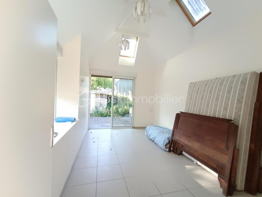 Maison 128 m2 6 pièces 4 chambres ( à Penzé) – 6 pièces – 4 chambres – 128 m²