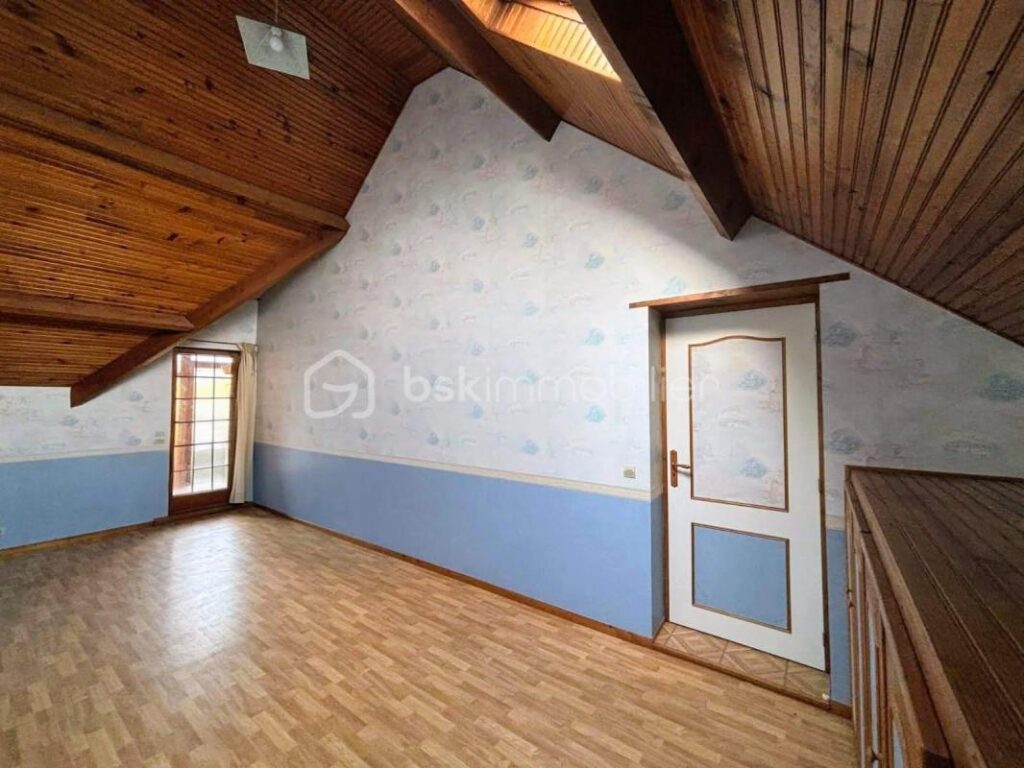 Maison à vendre – 165 m² habitables – 3 chambres – Vérandas – Garage – Dépendances – 6 pièces – 3 chambres – 165 m²