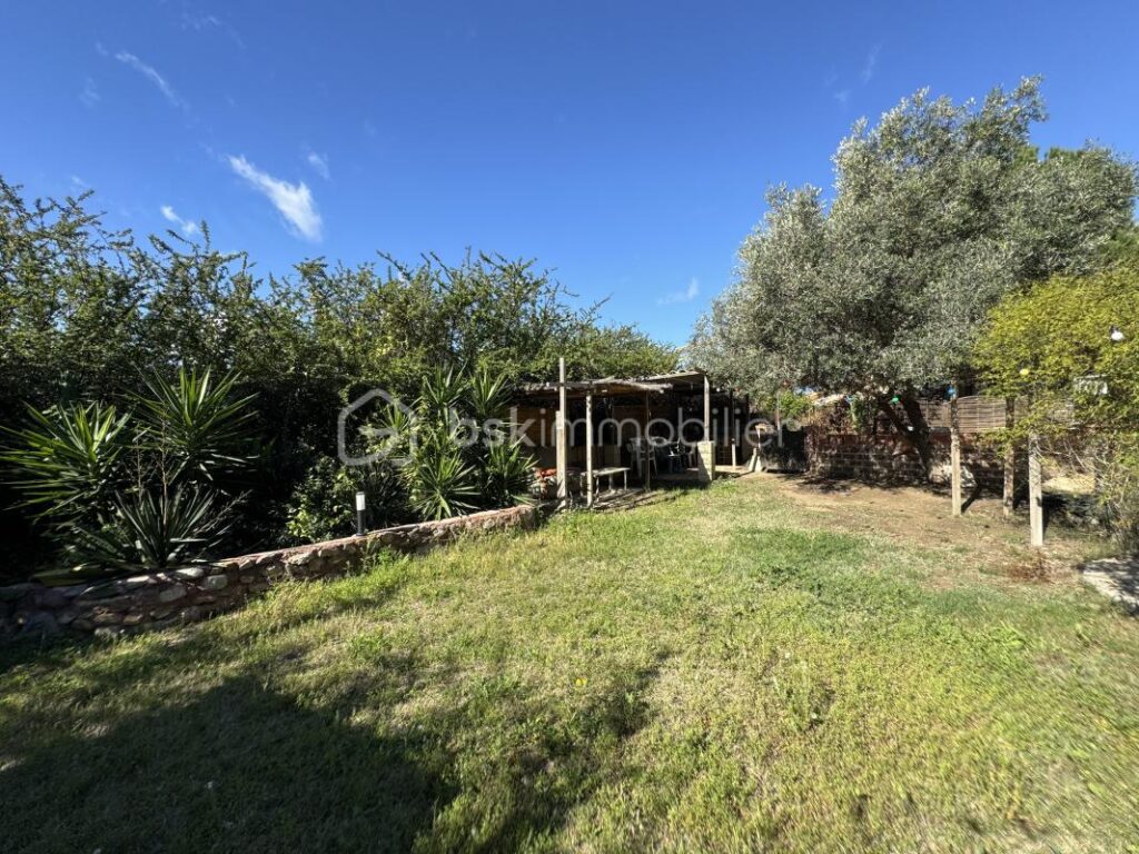 VILLA 4 FACES DE 170M2 – 8 pièces – 5 chambres – 170 m²