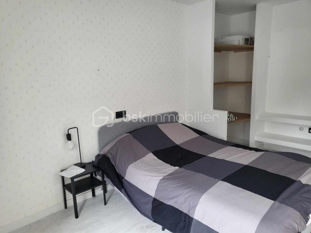 Maison 3 chambres avec exterieur + duplex – 6 pièces – NR chambres – 166 m²