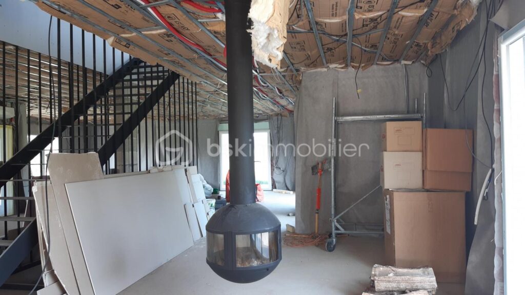 TOUT PROCHE DE L’EPR PENLY – PETIT CAUX – TRES BELLE MAISON D’ARCHITECTE CONTEMPORAINE DE 320m2 HABITABLES – 7 pièces – 4 chambres – 320 m²