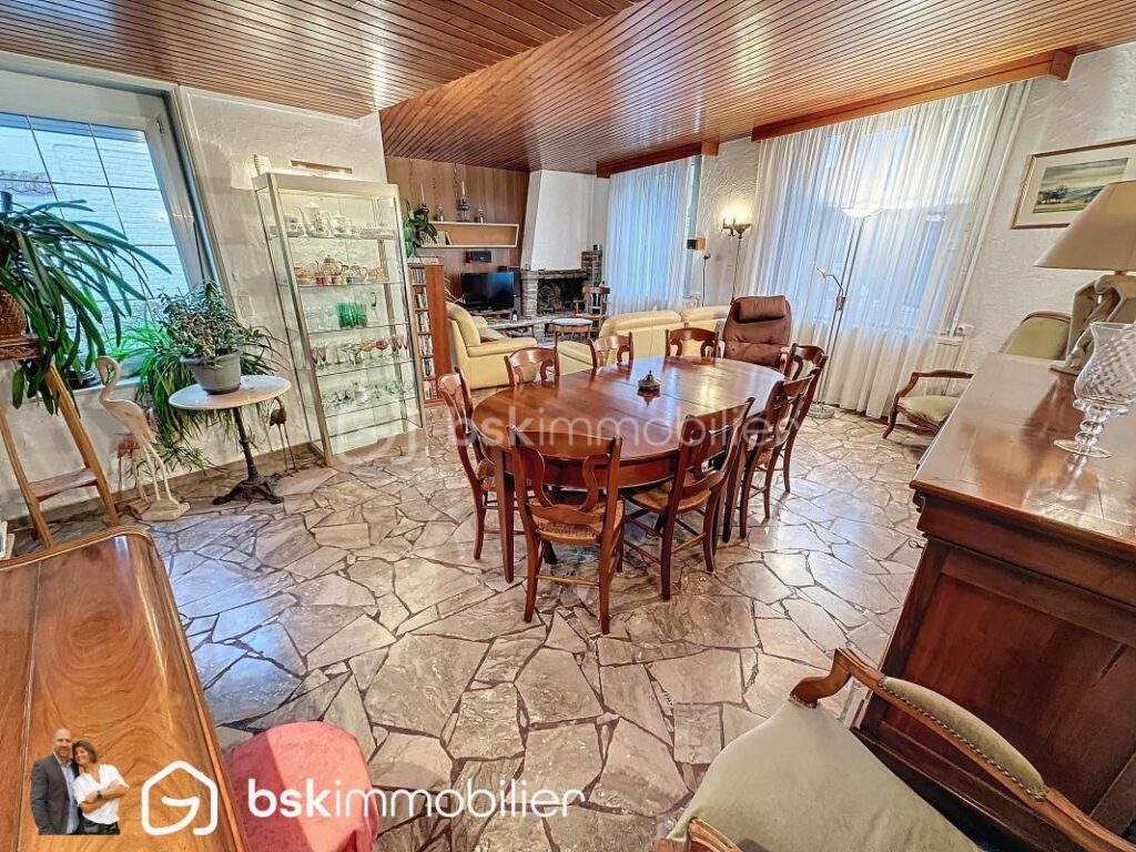 Maison de ville 4 chambres – 7 pièces – 4 chambres – 180 m²