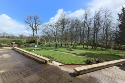 Maison 13 pièces 240m² – 13 pièces – 6 chambres – 240 m²