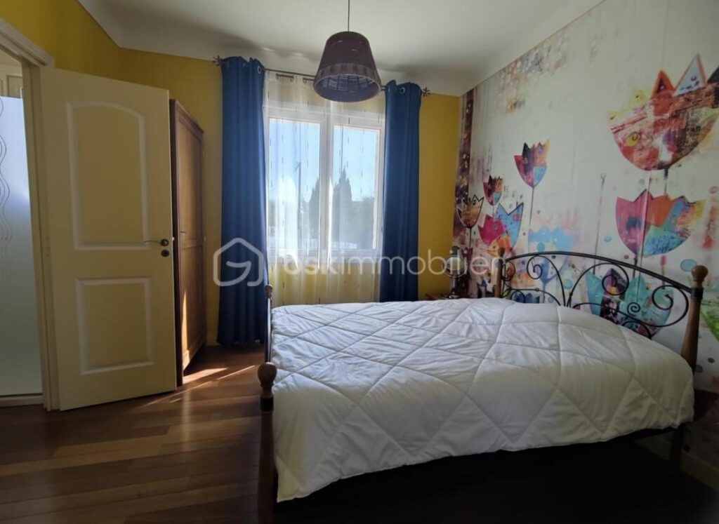 Villa 155 m² divisible en 2 appartements – Jardin, spa-jacuzzi, garage – La Colle-sur-Loup – 5 pièces – 4 chambres – 155 m²