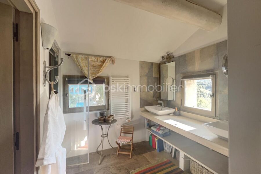Maison à vendre à Menerbes