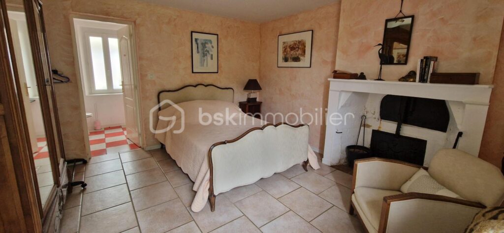 Coup de Cœur à Ervauville : Longère avec Piscine, Studio, et Vue Exceptionnelle – Idéal Famille ou Gîte – 10 pièces – 6 chambres – 173 m²