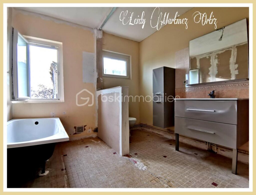 Propriété, maison 200m2,terrain 2,7ha – 6 pièces – 3 chambres – 200 m²