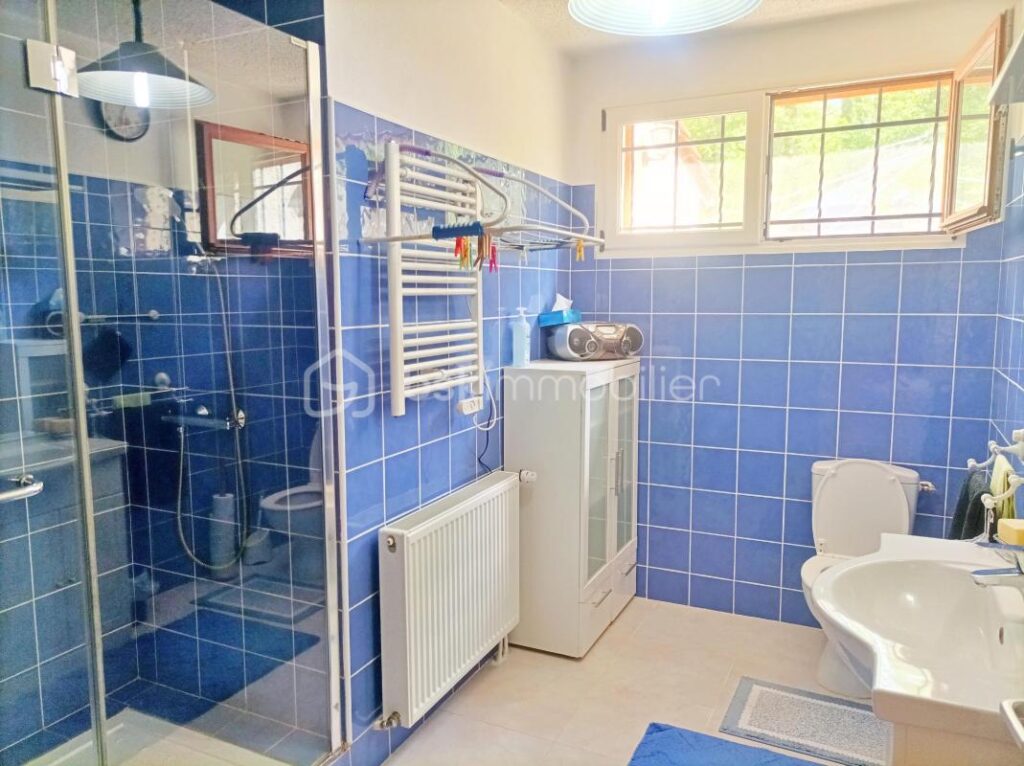 Maison 157m2 de plain-pied avec vue dégagée – 5 min de Catus – 6 pièces – 3 chambres – 157 m²