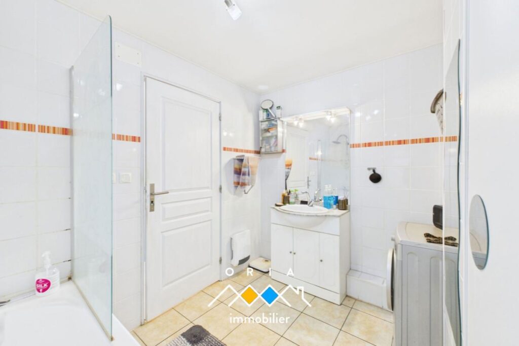 Maison de village à Bayonville-sur-Mad – 4 pièces – 2 chambres – 83 m²