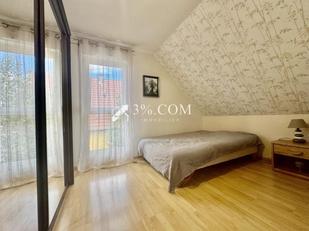 3%COM Jolie maison avec jardin en bordure de champs – 5 pièces – 3 chambres – 98 m²