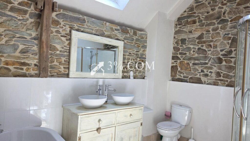 Longère de caractère au calme – 4 pièces – 3 chambres – 115 m²