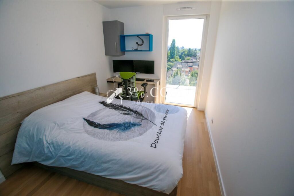 Appartement de haut standing meublé au Wacken à côté du Parl – 4 pièces – 3 chambres – 78 m²