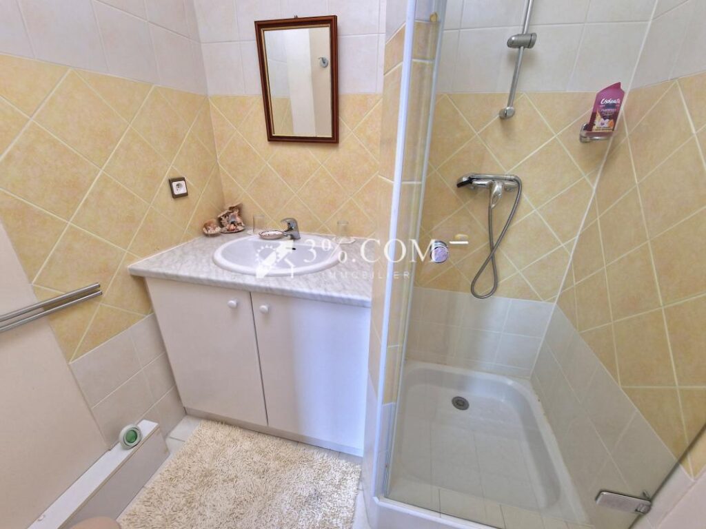 Villa spacieuse avec sous-sol total – 5 pièces – 3 chambres – 145 m²