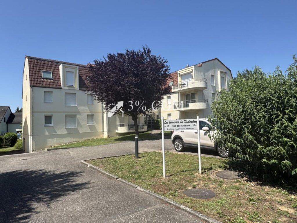 3%.COM – Joli F2 au calme avec balcon, cave et garage – 2 pièces – 1 chambre – 41 m²