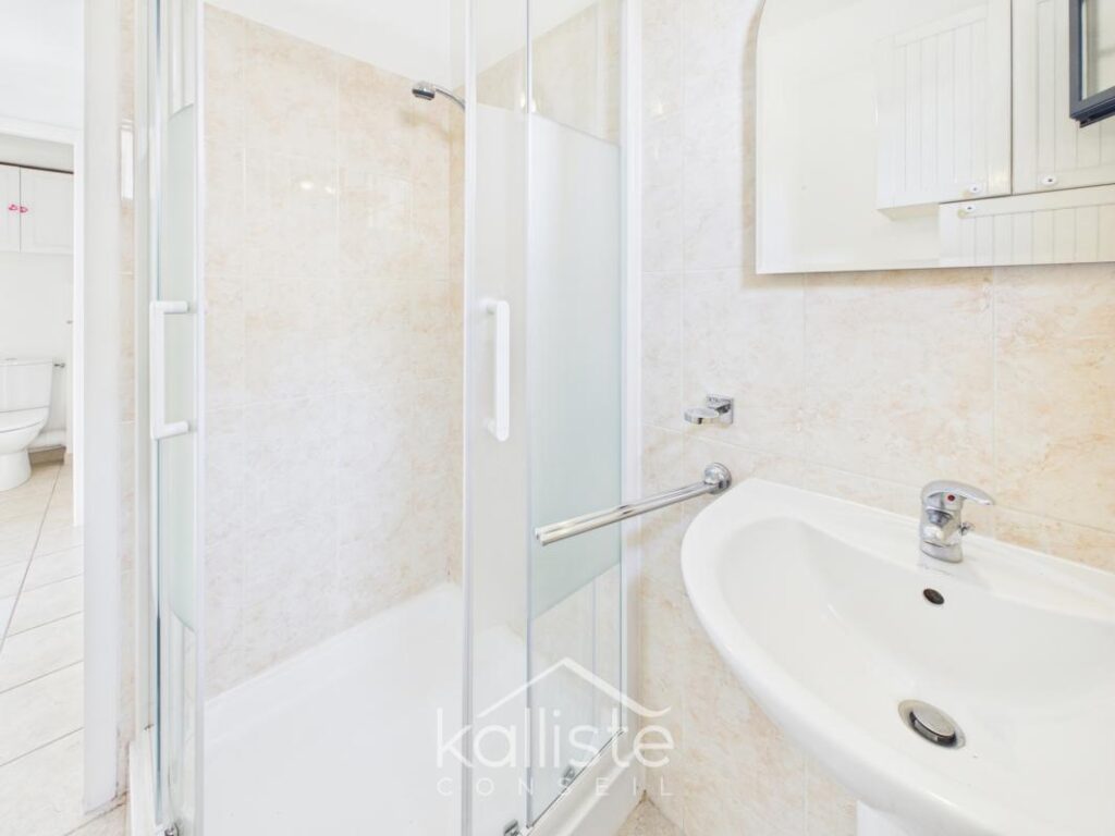 Grand T3 lumineux avec terrasse – Résidence A Spusata – Quartier Madunuccia – Ajaccio – 3 pièces – 2 chambres – 71 m²