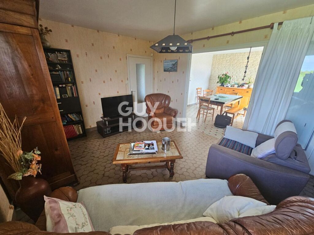 Maison Fontenay Le Comte 8 pièce(s) 150.87 m2 – 8 pièces – 5 chambres – 150 m²