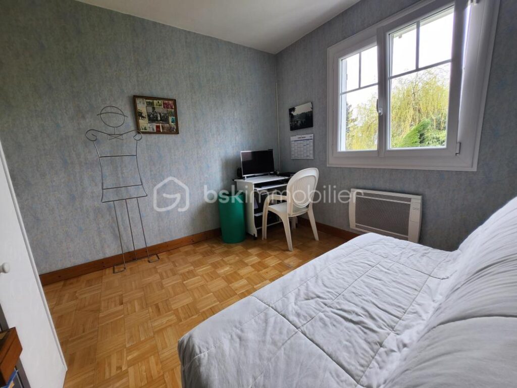 Magnifique Pavillon sur sous sol quartier Montapins à Nevers – 5 pièces – 4 chambres – 117 m²