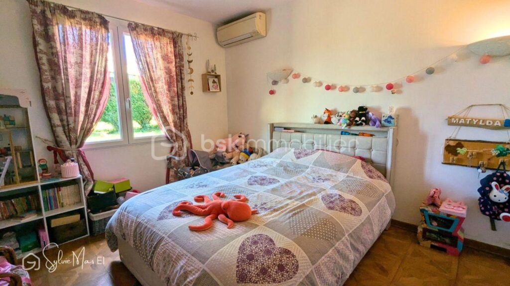 Plain-pied avec Piscine – garage – Portes du Périgord Noir – 4 pièces – 3 chambres – 106 m²