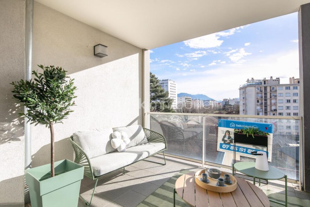 Appartement T3 de 70m2 avec terrasse – 3 pièces – 2 chambres – 70 m²