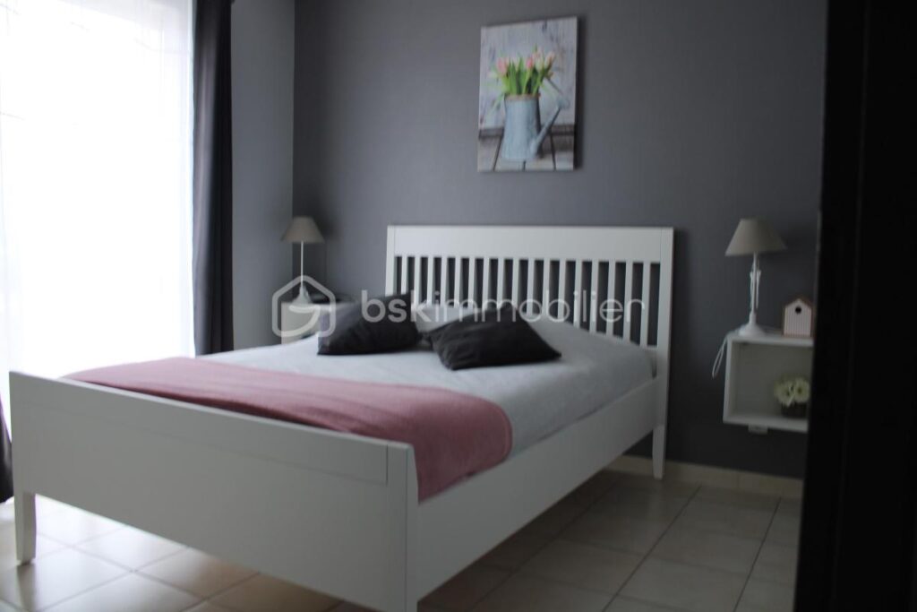 Belle maison de 87 m² avec piscine et jardin arboré – 4 pièces – 3 chambres – 84 m²