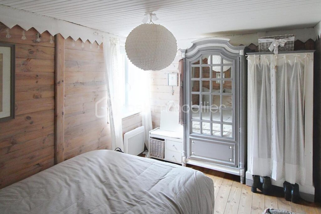 Coup de cœur : Ensemble de 3 maisons de caractère aux portes des Cévennes – 10 pièces – 5 chambres – 150 m²