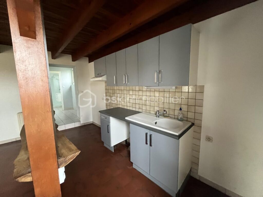 Maison en pierre 5 pièce – 5 pièces – 3 chambres – 77 m²