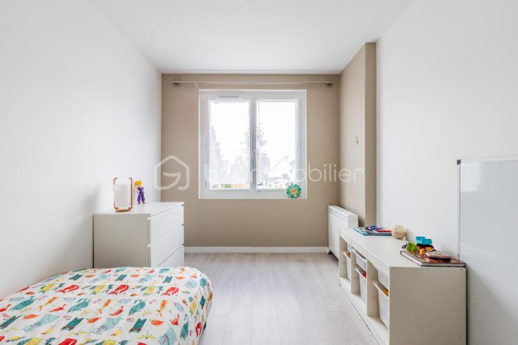 Exclusivité – Maison familiale 5 pièces avec jardin et vue sur la forêt en fond de parcelle – 5 pièces – 4 chambres – 98 m²