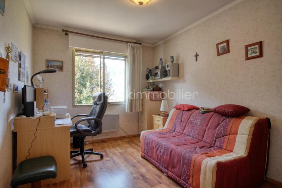 Maison à vendre à Saint martin de la cluze