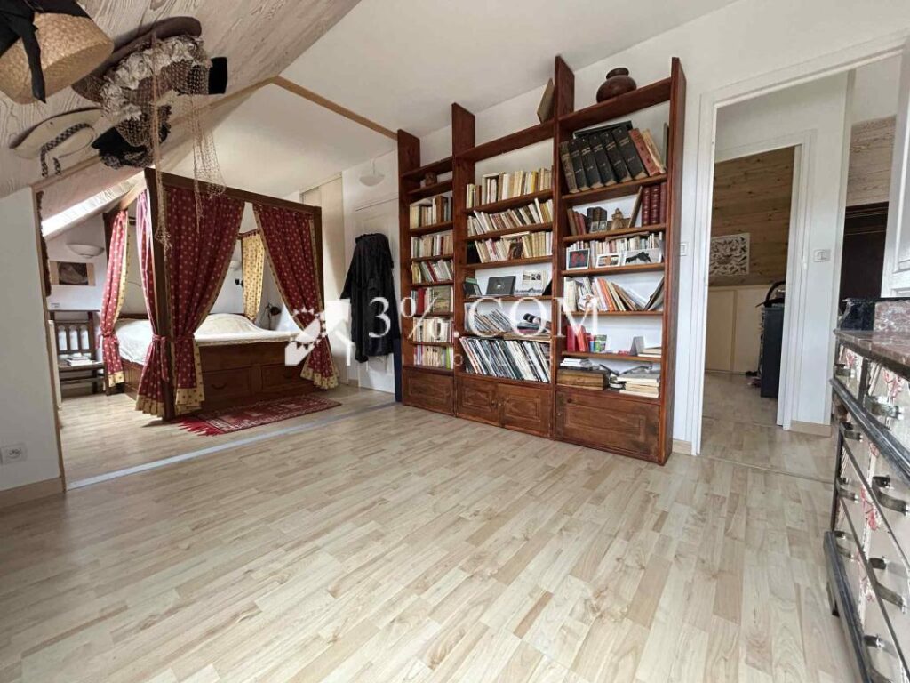 MAISON 6 PIÈCES – 6 pièces – 4 chambres – 136 m²