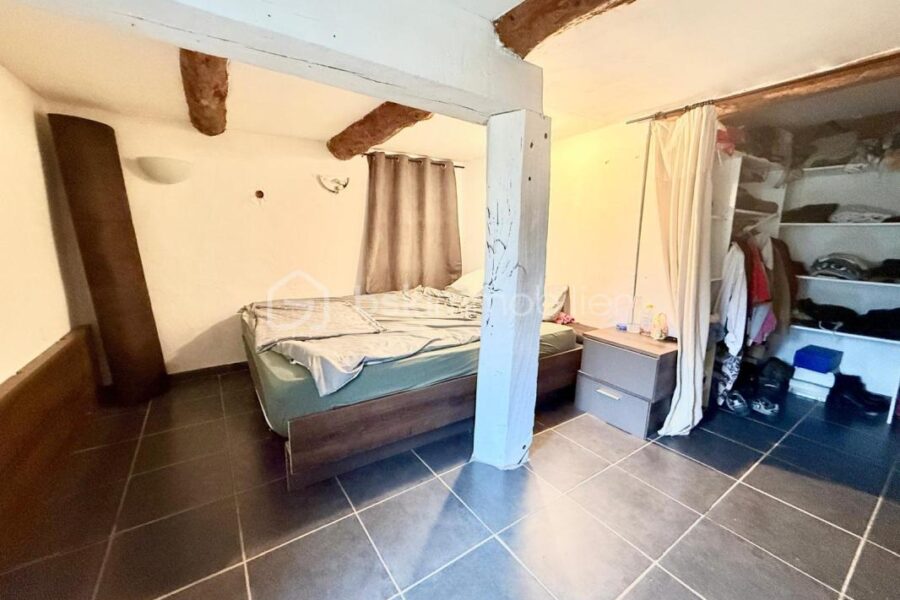 Maison à vendre à Mezel