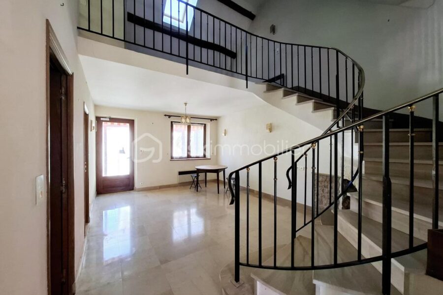 Maison à vendre à Sermaises