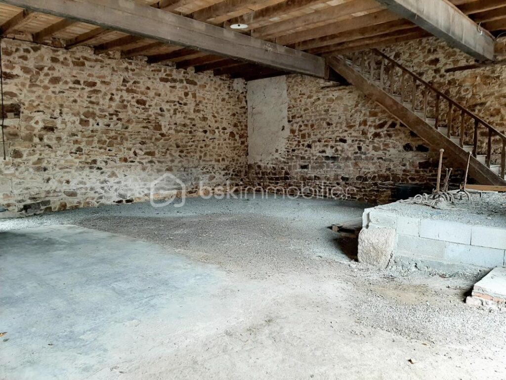 Maison 6 pièces 120 m² avec grange attenante – 6 pièces – 4 chambres – 120 m²