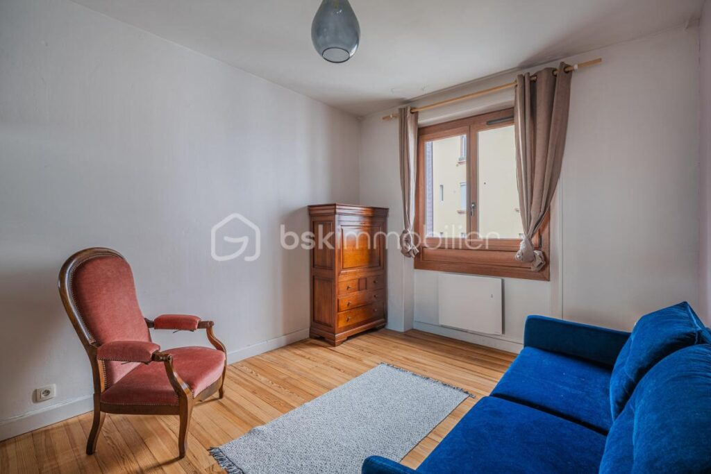 Appartement T3 au calme – Quartier de l’Aigle à Grenoble – possibilité d’achat d’un garage – 3 pièces – 2 chambres – 65 m²