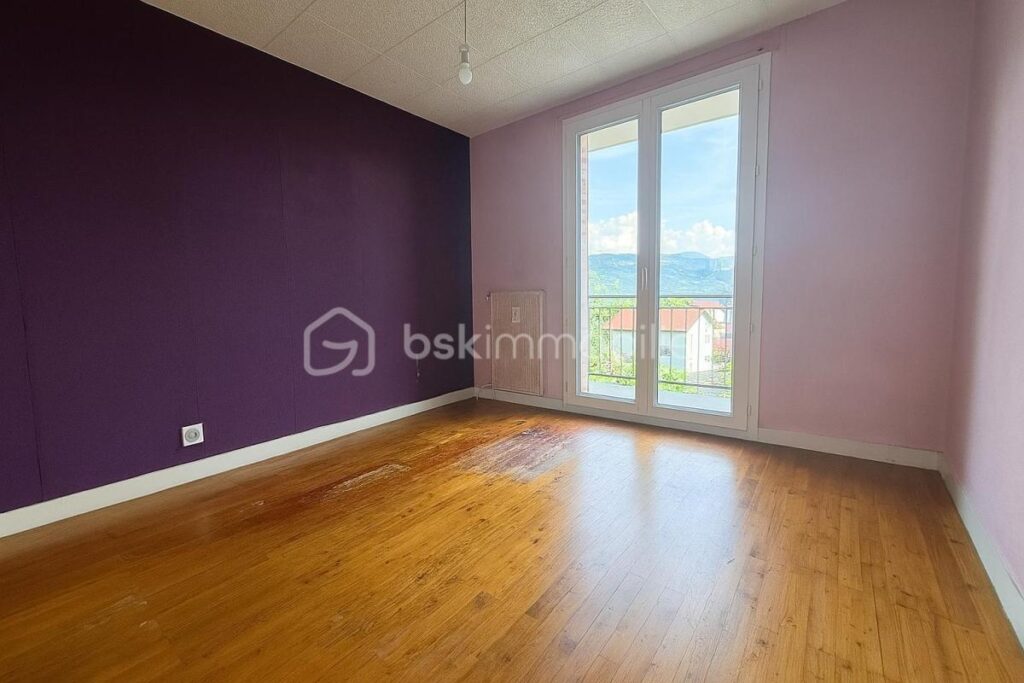 🏡 À vendre – Bel appartement T3 traversant avec vue dégagée – Saint-Marcellin – 4 pièces – 2 chambres – 72 m²