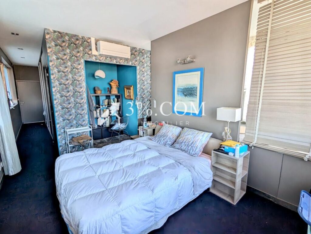 Appartement de 138 m2 – Dernier étage – Cuisine équipée – 3 – 4 pièces – 3 chambres – 138 m²