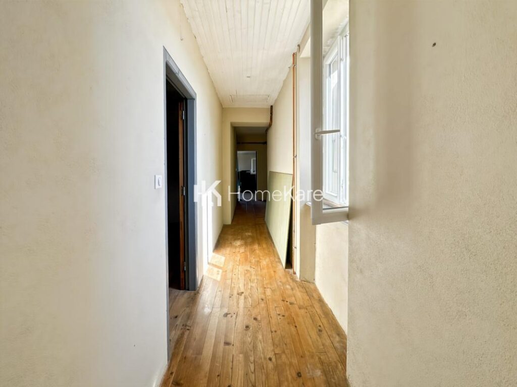 GROS POTENTIEL AVEC VUE SUR LES PYRÉNÉES – 5 pièces – 4 chambres – 170 m²