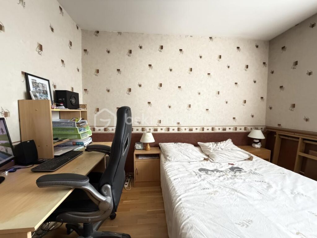 Bel appartement spatieux de 73m2 avec loggia – 3 pièces – 2 chambres – 73 m²