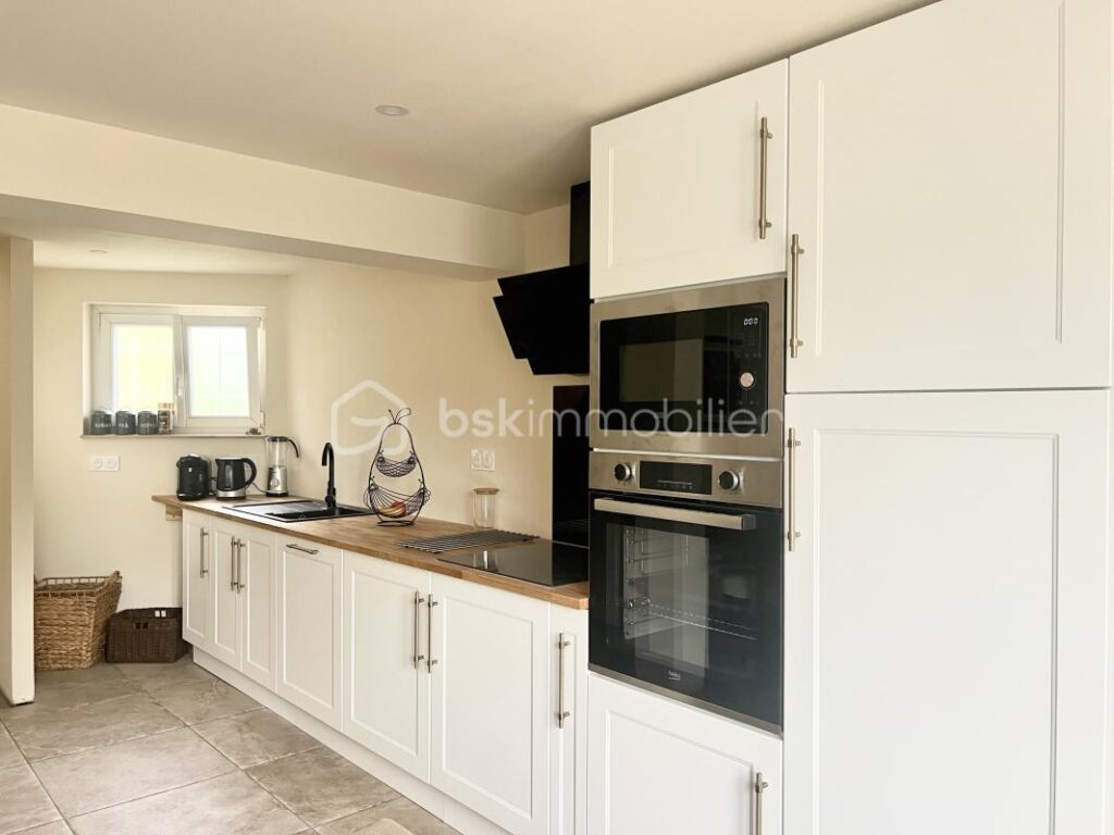 Charmante maison proche mer avec vue sur la verdure, sans jardin, avec courette – 4 pièces – 3 chambres – 86 m²