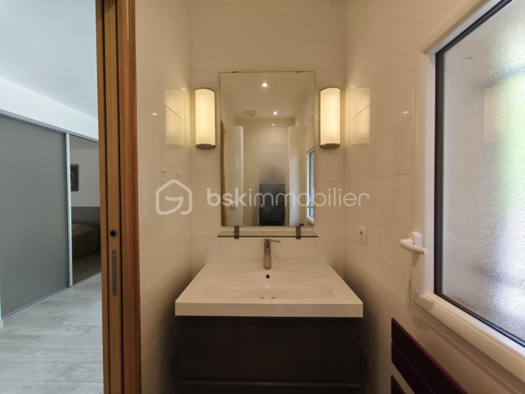 Maison Type 3 70 m² avec garage 33 m² et terrasse – 3 pièces – 2 chambres – 67 m²