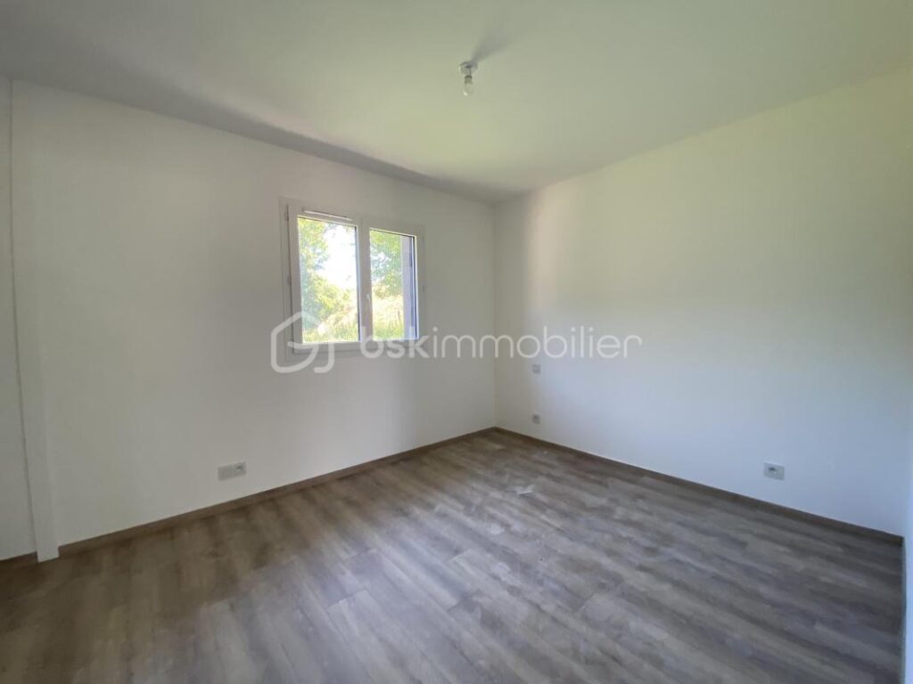 Maison individuelle 6 pièces à Sillingy – 7 pièces – 4 chambres – 130 m²