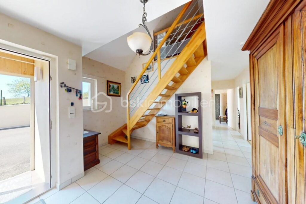 ‘Avez vous déja écouté le silence?’ – 5 pièces – 3 chambres – 163 m²