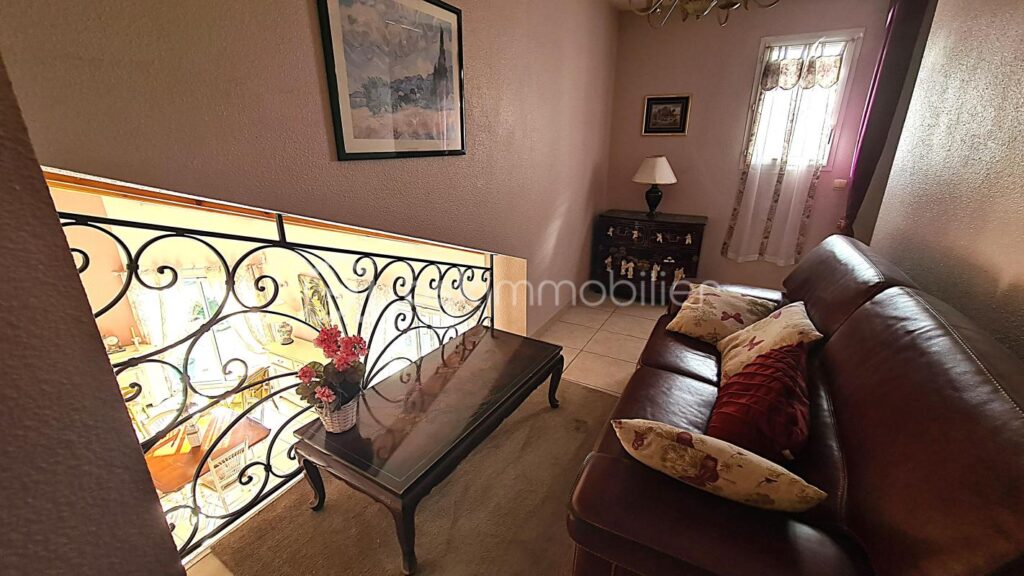 VILLA 4 FACES AVEC PISCINE ET VUE SUR LE CANIGOU – 4 pièces – 3 chambres – 97 m²