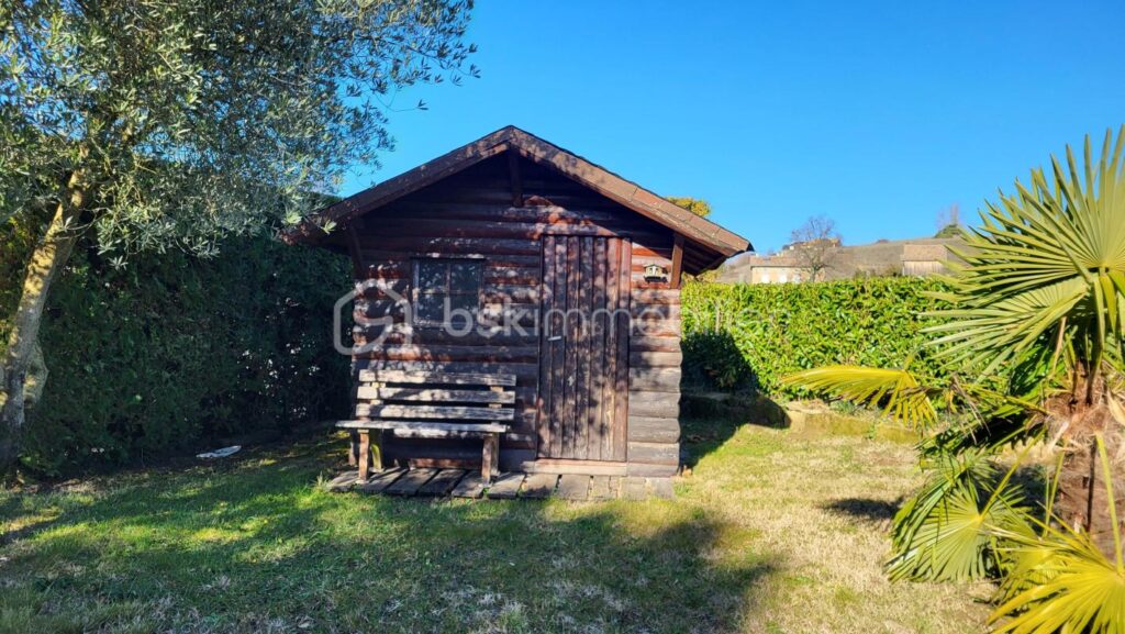 Maison t6 144 m2 avec terrain 6568 m2 – 6 pièces – 4 chambres – 144 m²