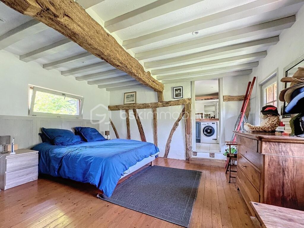 Maison de campagne avec grande dépendance et piscine – 6 pièces – 3 chambres – 129 m²